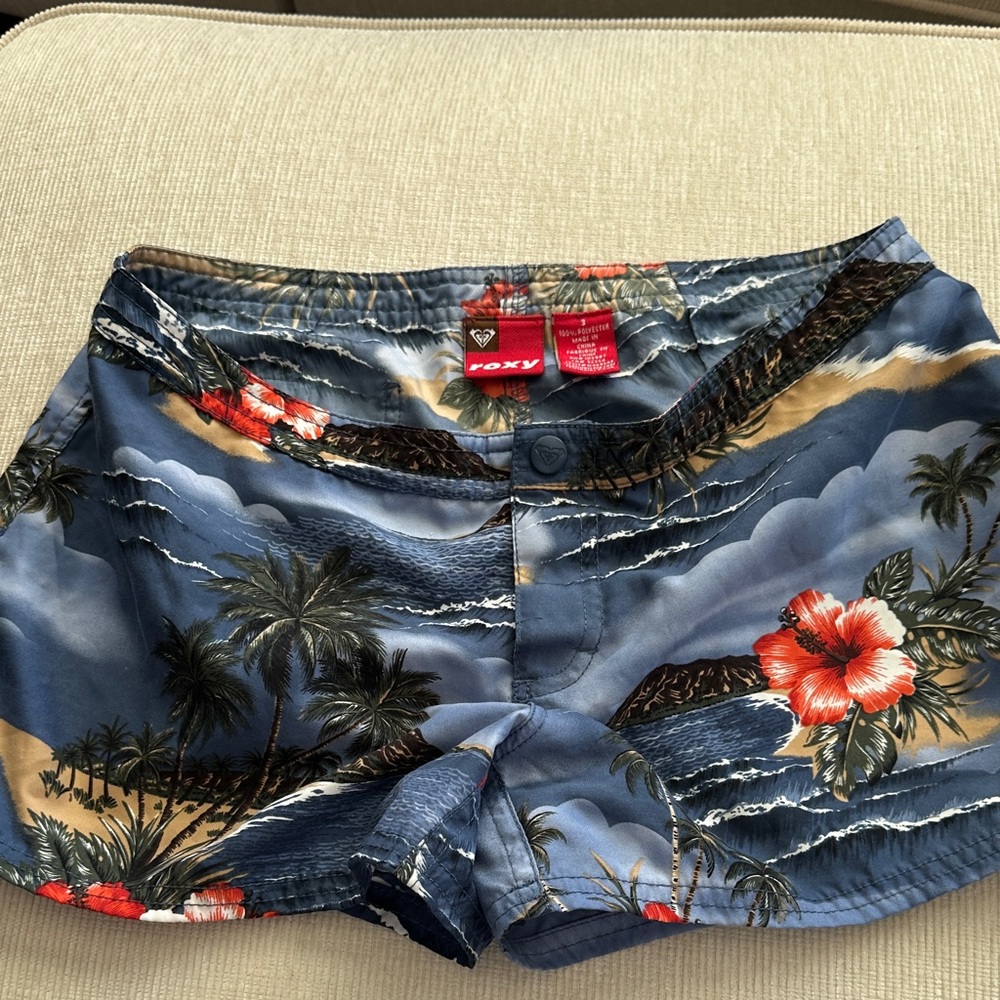 Roxy Women's Tropical Print High Waist Shorts